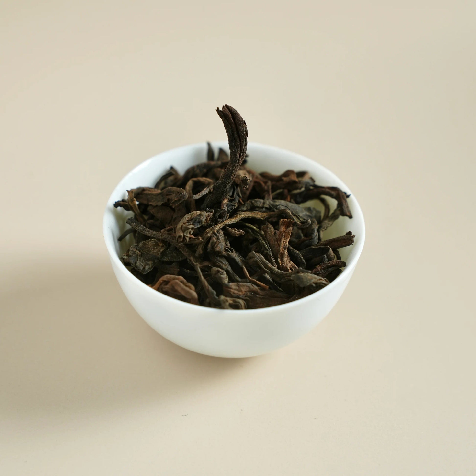 Shou Puerh Aged 10 Years dry tea leaves close-up