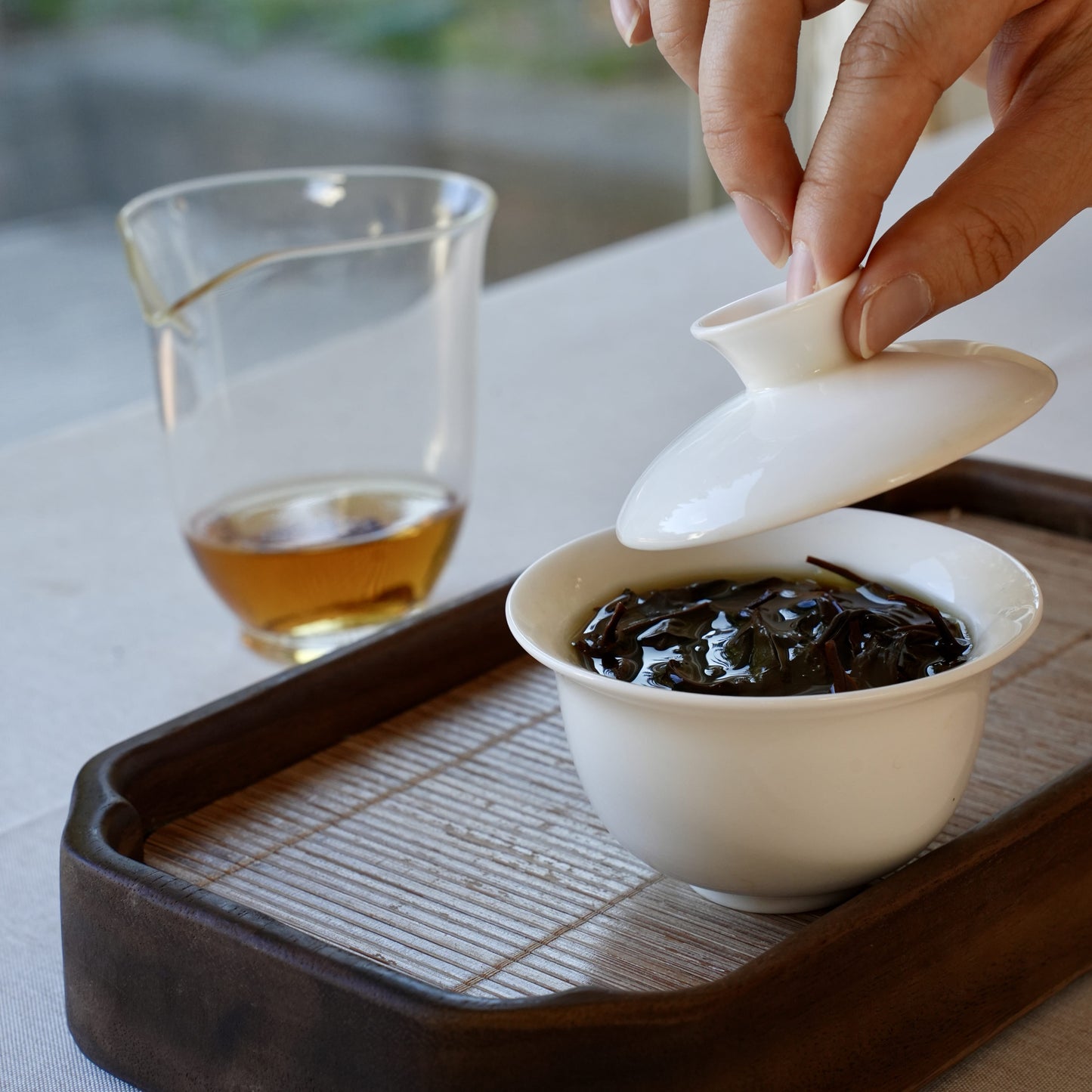 Jade-White Porcelain Gaiwan Set
