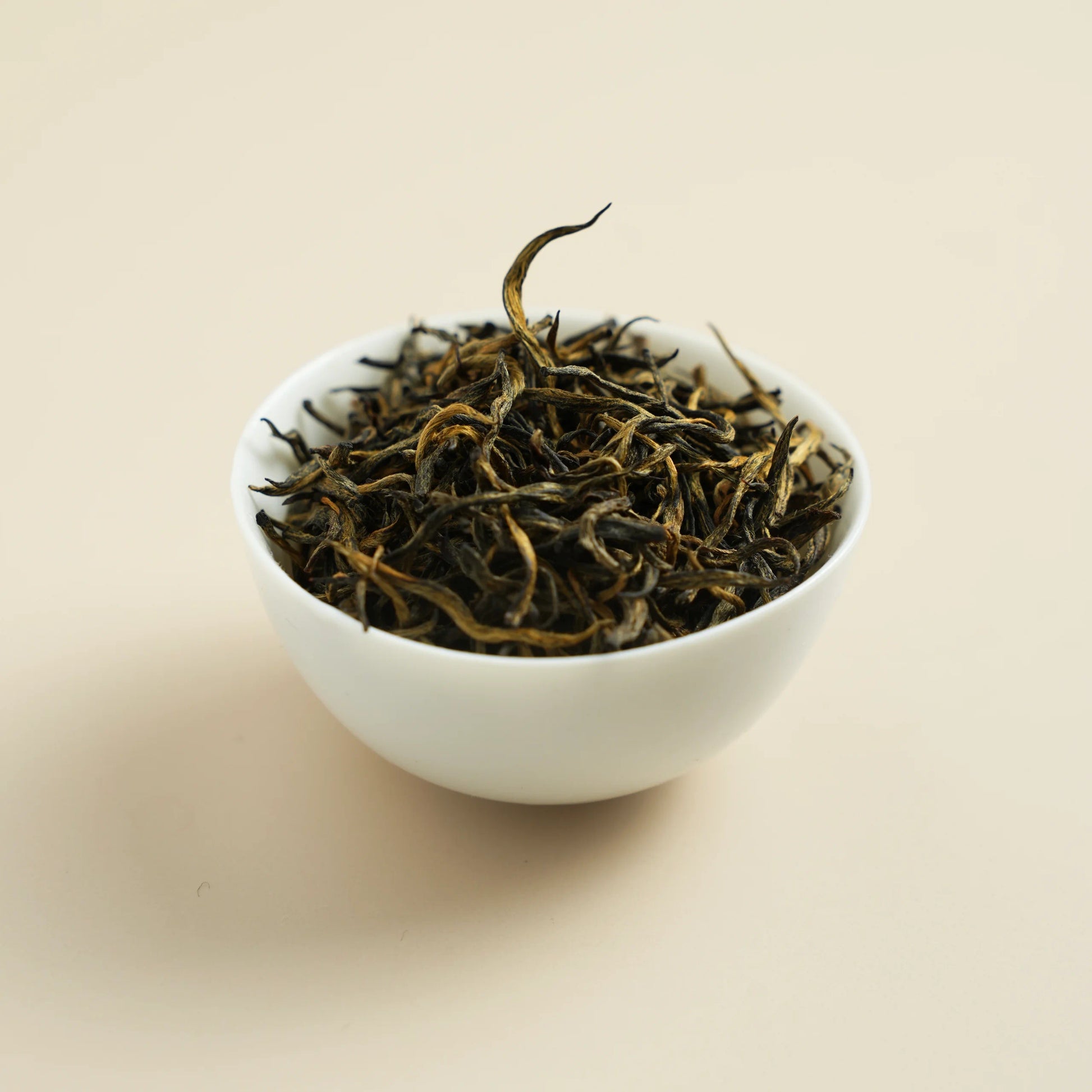 Guzhang Honey Mist dry tea leaves close-up
